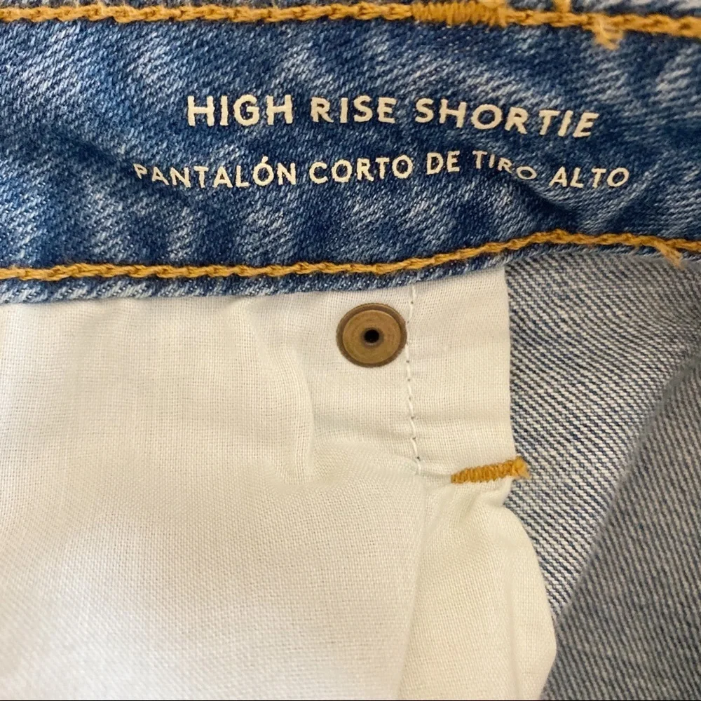 UNIVERSAL THREAD High-Rise Shortie Jean Shorts 16